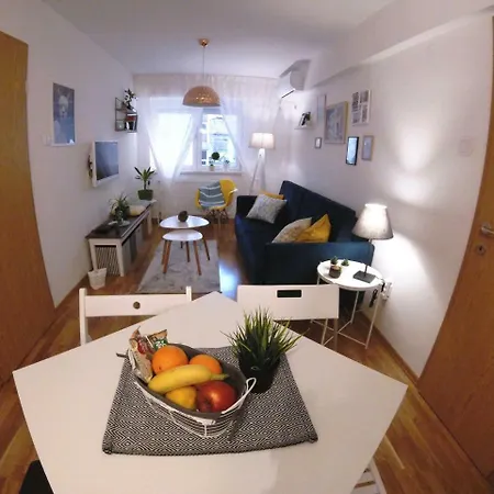 Apartament Warm Welcoming In The Center Of *